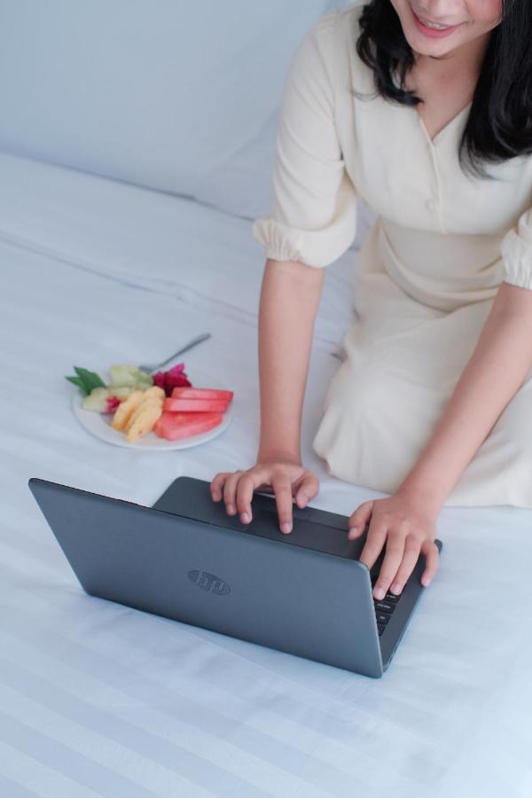 Azana Style Hotel Bandara Jakarta Tangerang Luaran gambar